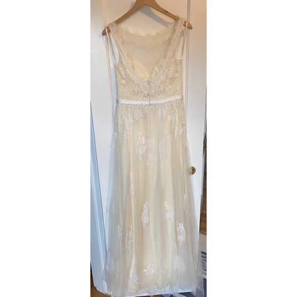 BHLDN Wedding Dress - Georgia Gown, Ivory - Picture 3 of 6